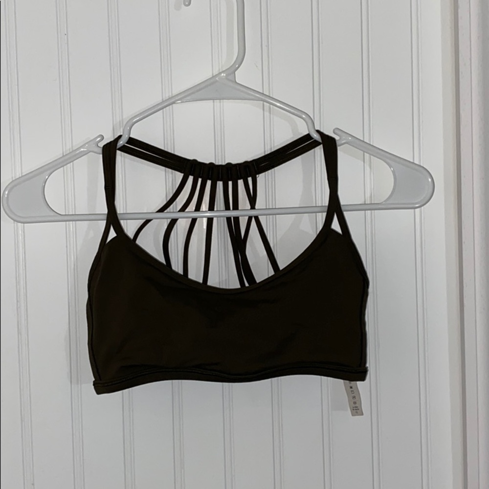 Lululemon sports bra